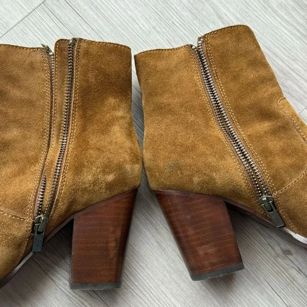Frye Myra Tassel Boots block heel and side tassels Size 6